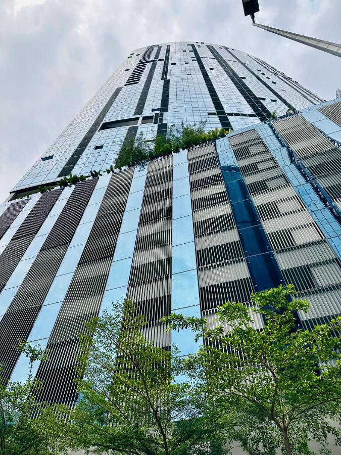Luxury Suites At Eaton Klcc Kuala Lumpur Exterior foto