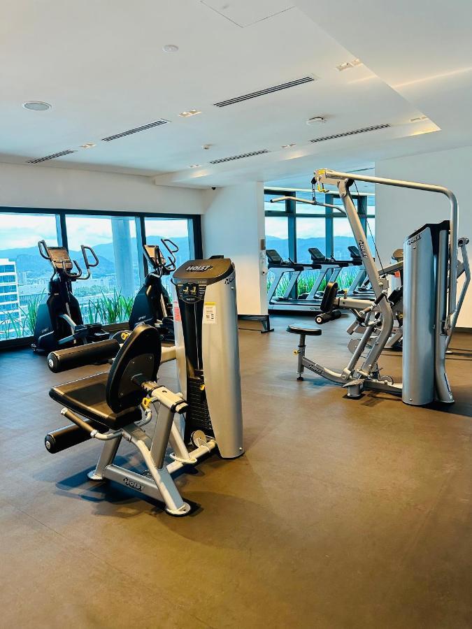 Luxury Suites At Eaton Klcc Kuala Lumpur Exterior foto