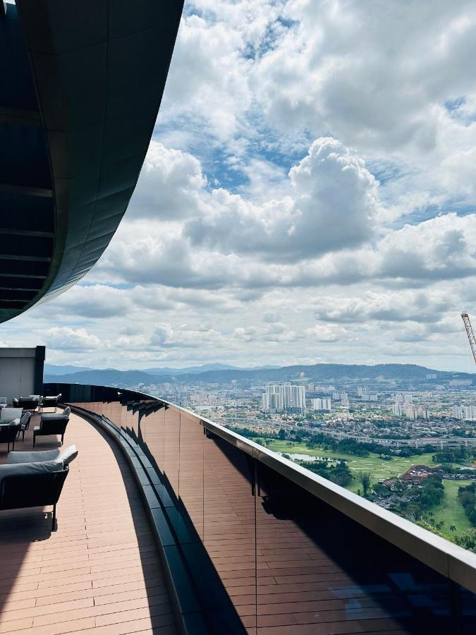Luxury Suites At Eaton Klcc Kuala Lumpur Exterior foto